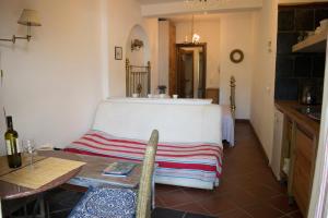 Roditses Beach Sea Front Apartments Samos Greece