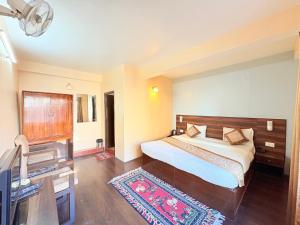 The OAK Retreat Hotel