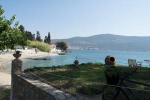 Roditses Beach Sea Front Apartments Samos Greece