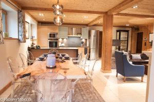 Apartment Au Bon Coin - Luxury Chamonix Hidden Haven, Mont Blanc view, Hot Tub and Garden