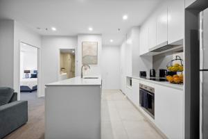 Pet Friendly, Free Parking, next to Pool, Gym and Sauna