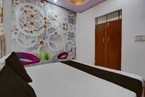 HOTEL O TWINS PALACE Kalyanpur Railway Station