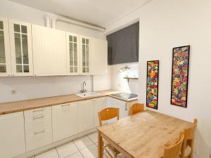 Cozy city center apartment