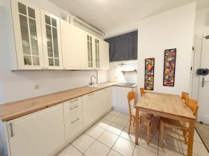 Cozy city center apartment