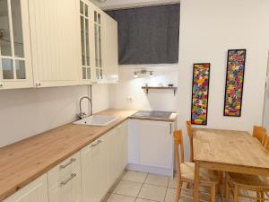 Cozy city center apartment