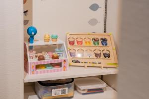 Yuka House Komagome 1階 自転車付 おもちゃと落書き壁のプレイルーム 家族向け