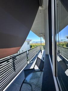 Family-Friendly Apartment, 2 Bedroom and Living Area & Balcony, with Garden Access, Donilads Properties - Home Everywhere, Relax & Nature Escape