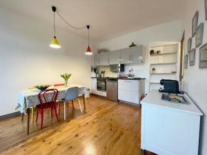 Hypercenter - View over the rooftops