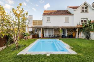 O Lar de Laura Casa familiar para escapada tranquila con piscina y sala de juegos cerca de Vigo