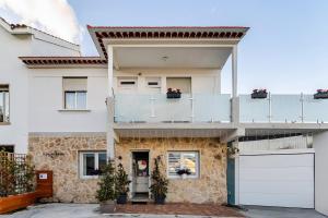 O Lar de Laura Casa familiar para escapada tranquila con piscina y sala de juegos cerca de Vigo