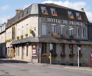 Hotels Hotel de France Vire : photos des chambres