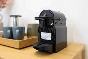 ReRent Rooms - 36 TRIONFALE GUESTHOUSE