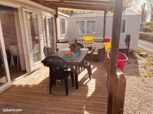 Mobilhome 3 Chambres Camping la Carabasse à Vias