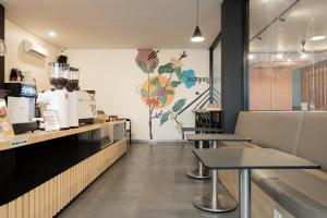 Sans Hotel Elrose Place