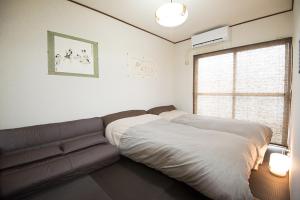 Shinjuku 3 min walk from station #projector OH1#401