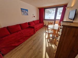 Studio lumineux avec balcon, pieds des pistes, 4 personnes - FR-1-181-2631