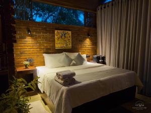 Heavens Acres Lodge - Private one Bedroom Cabana
