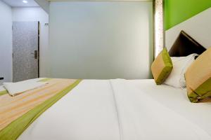 Glitz Hotels Veera -Andheri Kurla Road