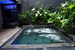 Provenza luxury parque Lleras Dhouse, happy house