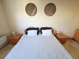 Renoir SeaSide Apartment