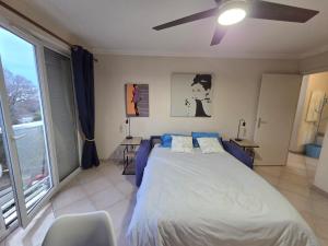 Renoir SeaSide Apartment