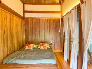 Harmony Botanical Garden Stay - 300 Plant Species, Natural Stream and Small Pool