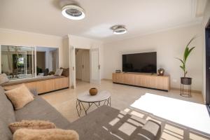 Villa 19 Duquesa Del Duque Resort 3 Bedrooms