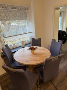 Monteur und Ferienhaus Herne Zentrum WLAN, Küche und Parkplatz