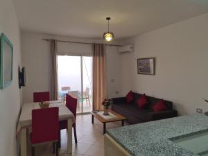 Bel appartement S plus 1, Résidence Aicha avec piscine