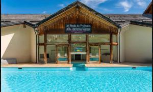 Logement 6 pers pied des pistes les Orres 1800