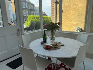 Regents House, ground floor apartment with sea views