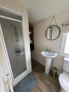 Delta Days Caravan Stays