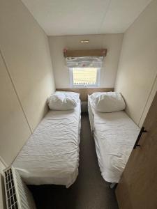 Delta Days Caravan Stays