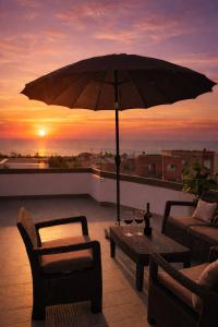 2 Apartment Villa•Free Parking•Garden•Rooftop•AC