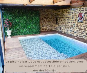 Jacuzzi XXL avec Charme et Caractères de campagne