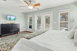 Walk to the Beach - BBQ - Patio - Play Area - Pets