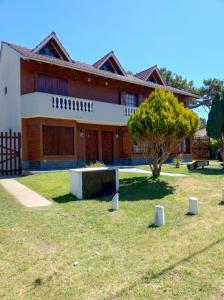 Triplex para 8 personas con piscina a una cuadra de la playa