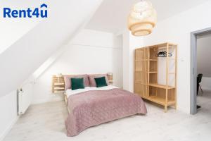 Apartament z widokiem na Rynek Starego Miasta by RENT4YOU