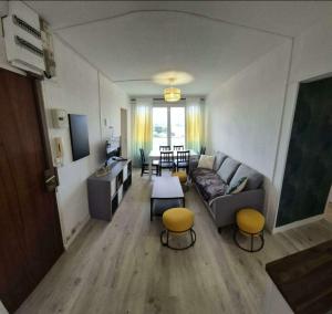 PriChambre Privée dans Appartement Partagé - Calme et Lumineux - Proche Bordeaux- Talence - F2-6