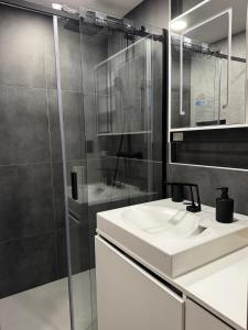 Smarty Choice Living with FREE PARKING - Vondroušova