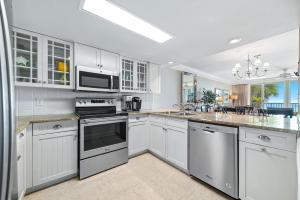 Romar Tower Unit 2A