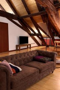 Beautiful Top Floor Apartment Heart of Bern - 4th Floor NO LIFT