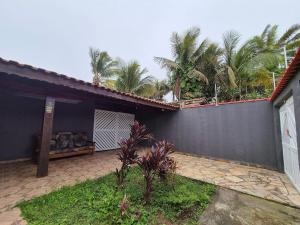 Casa de frente para o mar com piscina aquecida