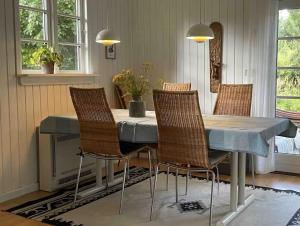 Seaside Cabin With Ocean View In Odsherred