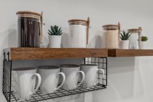 Urban 1BR Apartment Near Center City & University City