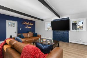 Maple Street Retreat