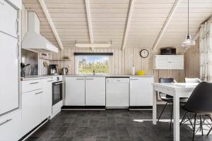 5536-Hvide-Sande-Laust-Diges-Vej-9