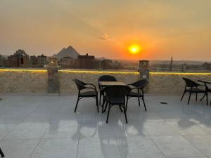 sun 3 pyramids view hotel