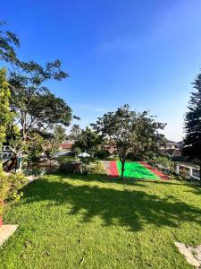 Villa FERIDYS Cimaung, Private Mountain View Villa with Pickleball Court