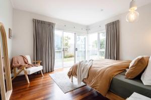 The Greenhouse - Spa & Fire - Pet Friendly